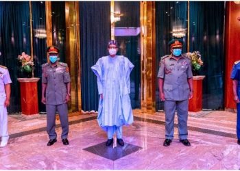 Buhari meets new service chiefs at Aso Villa