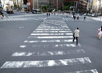 Japan to consider new COVID-19 emergency declaration