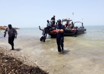 Over 450 illegal migrants rescued off Libyan coast