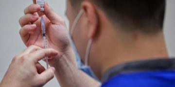 Covid-19 vaccines should protect against new, more transmissible strain from UK: Gan Kim Yong