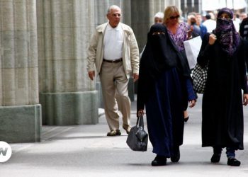 Switzerland recommends rejection of facial covering ban during March referendum