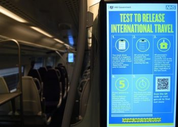 Covid: UK closes all travel corridors until at least 15 February