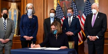 Trump impeachment article heads to U.S. Senate