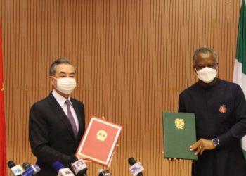 China ready to develop strategic partnership with Nigeria: Chinese FM