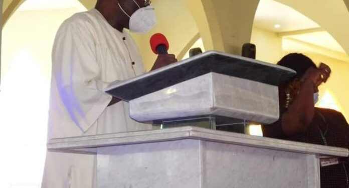 Jonathan tasks politicians on unity, love