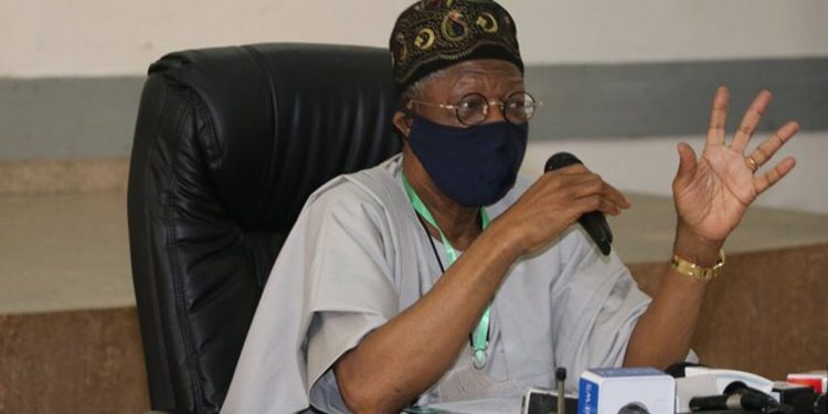 FG directs TV stations to deploy sign language interpreter during news