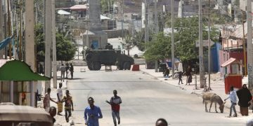 Mogadishu Police Open Fire on Protesters