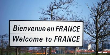 Sudanese asylum seeker held after killing refugee center director