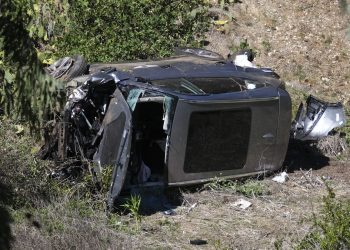 Tiger Woods injured in serious car crash in California