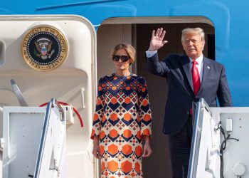 Signs Trump is gearing up for a comeback