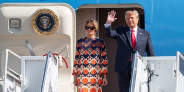 Signs Trump is gearing up for a comeback