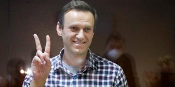 U.S. and EU impose sanctions on Russia over Navalny poisoning, jailing