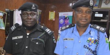 Police officers reject N1m bribe, receive boss’ commendation