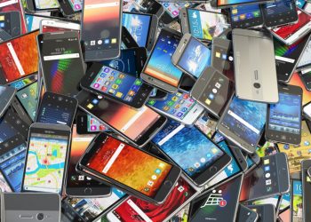Global smartphone production dropped in 2020: Report