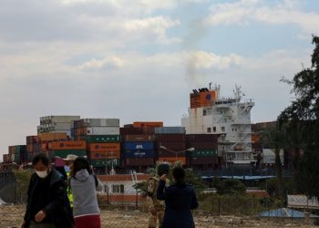 Suez Canal Backup Could Clear in About 4 Days