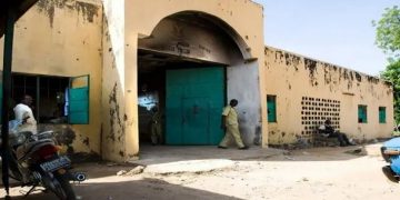 Riot in Bauchi Correctional Centre, warders, inmates injured