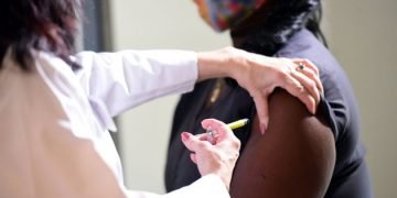 Covid-19: Brazil detects first case of variant found in South Africa
