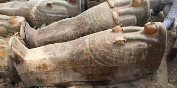 On way to new home, Egypt’s mummies paraded through Cairo