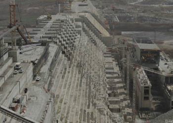 Confrontation looms as Ethiopian Nile dam threatens Egypt, Sudan