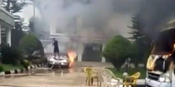 Imo: Gunmen raze Gov Uzodinma’s residence, kill two security personnel