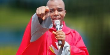Reply Mbaka’s comments on Buhari’s failure, insecurity – Parishioners dare presidency