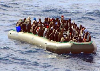 750 African migrants brought to Italy after rescue at sea