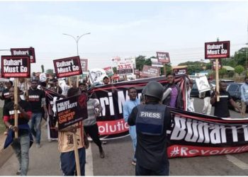 Police clash with protesters in Abuja