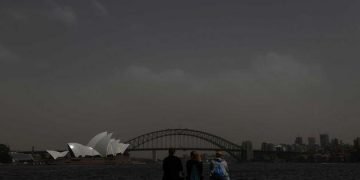 All of Sydney and surrounding areas ordered into lockdown from 6pm