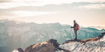 Global travellers can promote microbial resistance