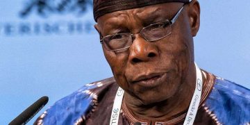 Obasanjo writes letter to Buhari, lists four avoidable calamities