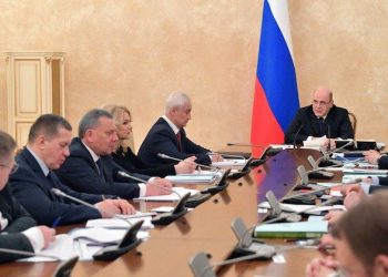 Russian law seeks to tighten control over U.S. Internet tech giants