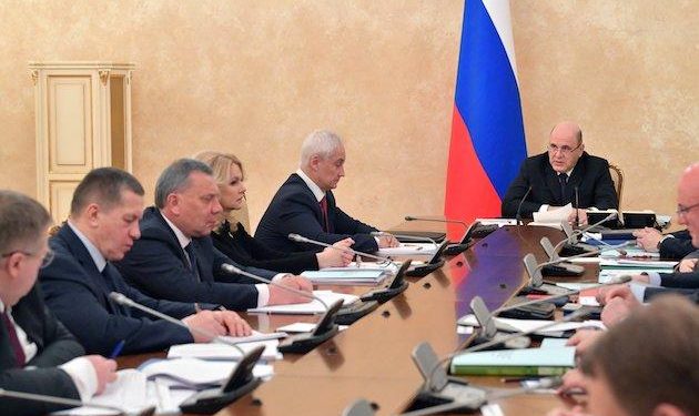 Russian law seeks to tighten control over U.S. Internet tech giants