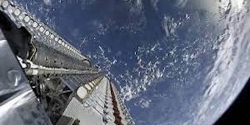 Elon Musk looks to begin worldwide satellite internet by September