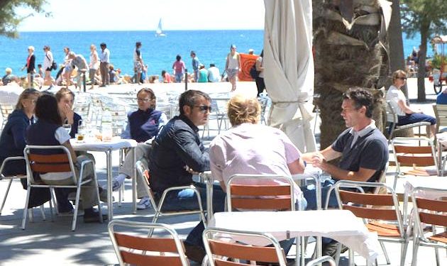 Spain’s successful vaccination drive leads to end of face masks