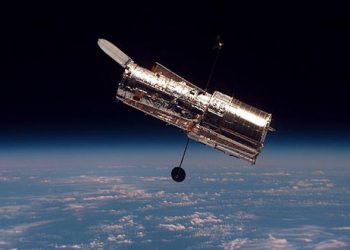 Hubble Telescope power restored after one month shut down