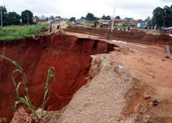 Imo: Gully erosion severs road, cuts off community from Owerri town
