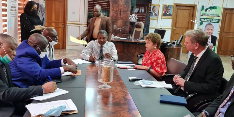Nigeria, UK discuss Twitter ban, Electoral Act, PIB