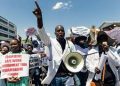 Zimbabwe seeks to limit doctors, nurses striking over pay
