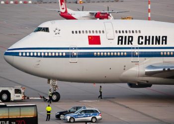After Chinese acts against United Air, U.S. limits Chinese flights
