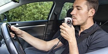 Senate moves closer to requiring anti-drunk driving device in autos