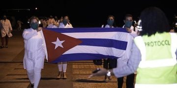 Cuba turns to military to transport oxygen to COVID-19 patients