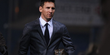 Messi in France ahead of signing with Paris Saint-Germain