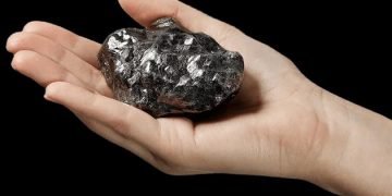Uncut diamond, at 1,175-carats, is third largest in world