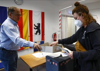 Exit polls show neck-and-neck race in Germany’s historic election
