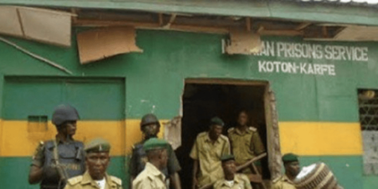 Bandits invade Kogi prison, free members, kill soldiers