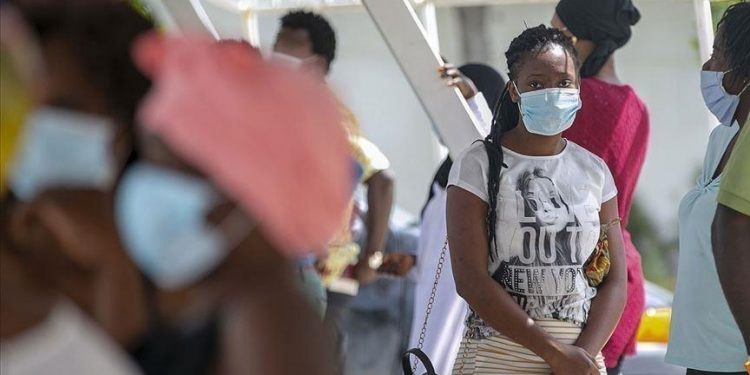 South Africa’s 3rd virus wave over but slow vaccinations fan fears