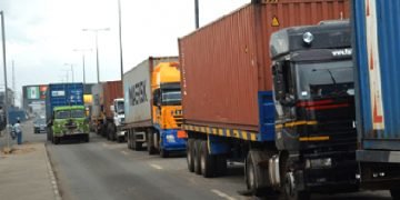 Police Assault: Truck drivers block Yola-Gombe highway