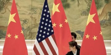 U.S., Chinese military hold discussion to discuss escalating tensions