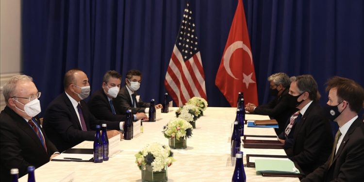 Top Turkish, US diplomats vow to continue to work on Afghanistan