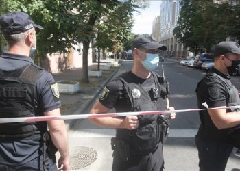 Ukrainian president’s aide survives assassination bid